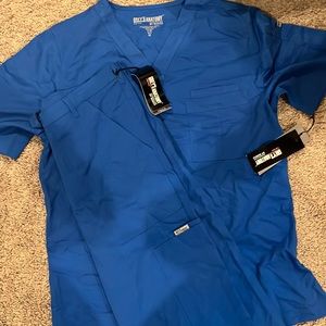 Men’s medium scrubs in blue